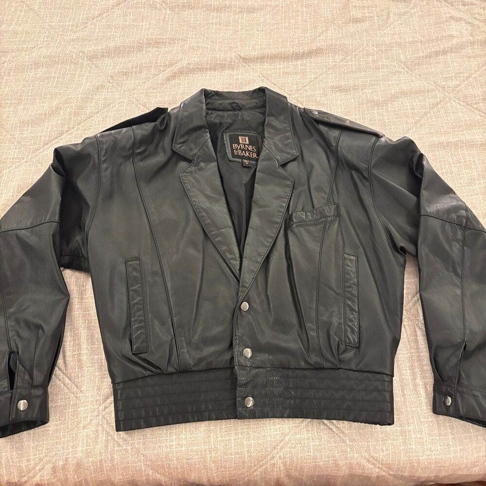 Vintage Byrnes & Baker Men's Black Leather Bomber Jacket Size Medium 80s Retro